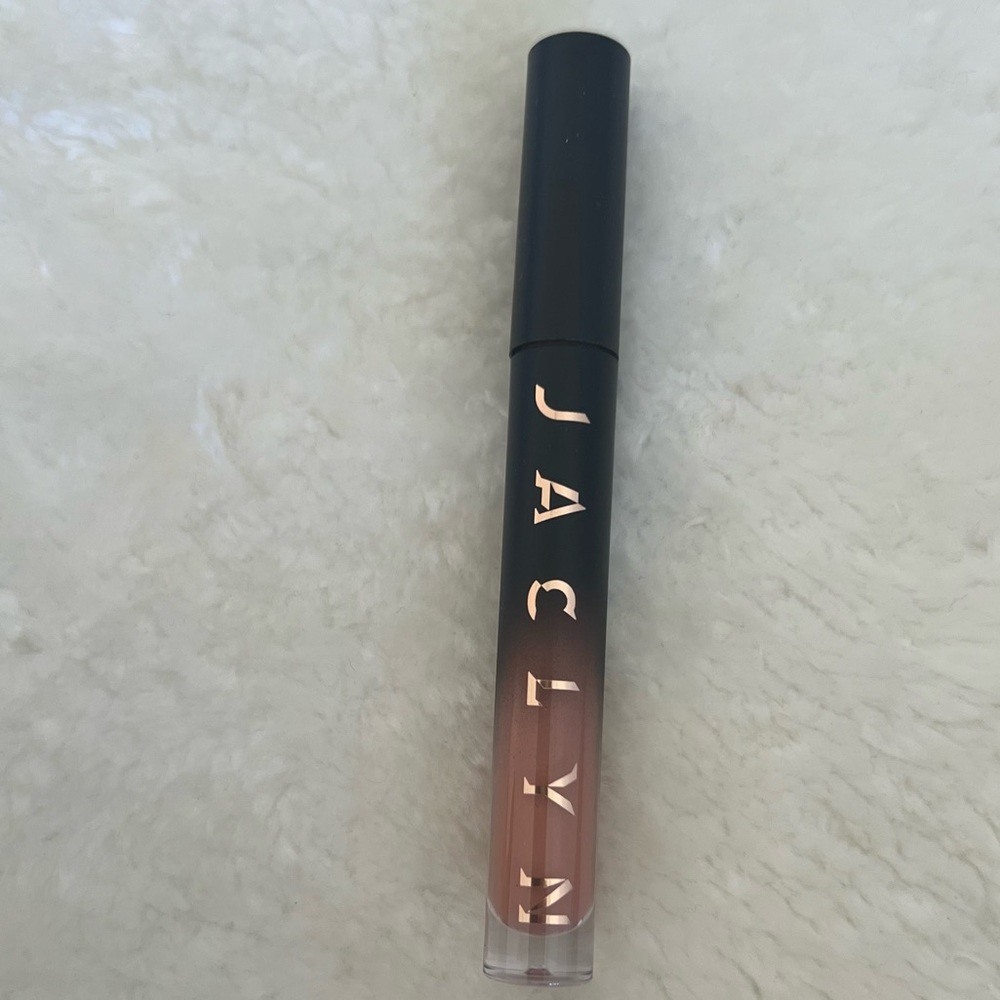 Jacklyn Cosmetics - Picture 8 of 10